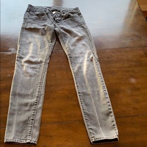 Gap black skinny jeans size 25/0 inseam 29